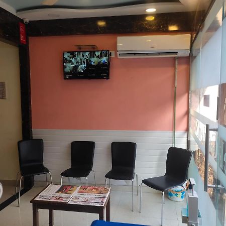 Hotel Golden Nest Popular Residency Mumbai Exterior photo