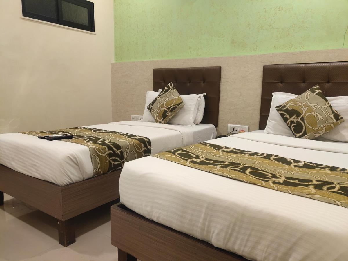 Hotel Golden Nest Popular Residency Mumbai Exterior photo