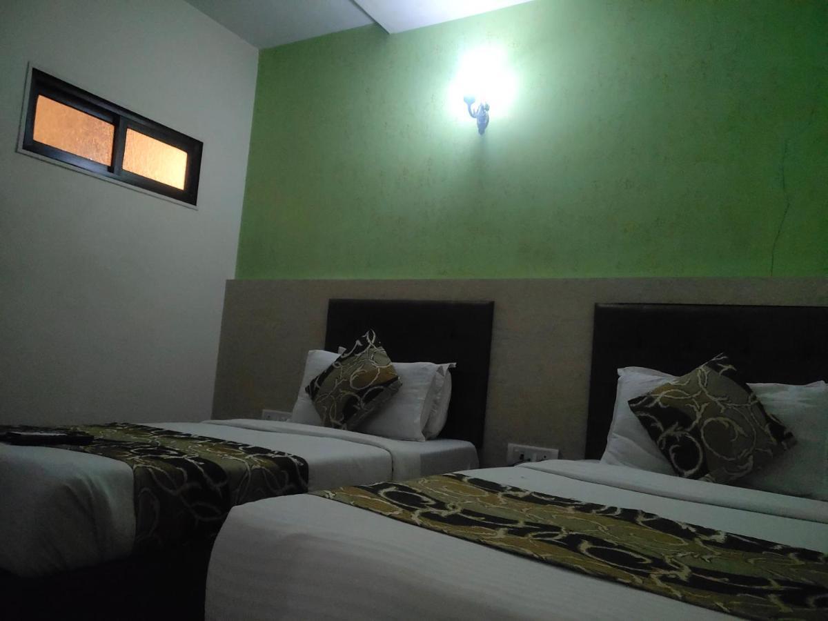 Hotel Golden Nest Popular Residency Mumbai Exterior photo