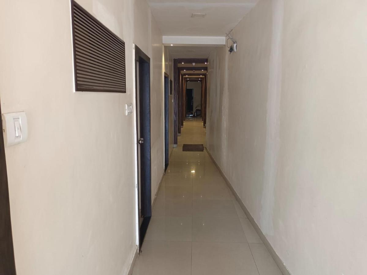 Hotel Golden Nest Popular Residency Mumbai Exterior photo